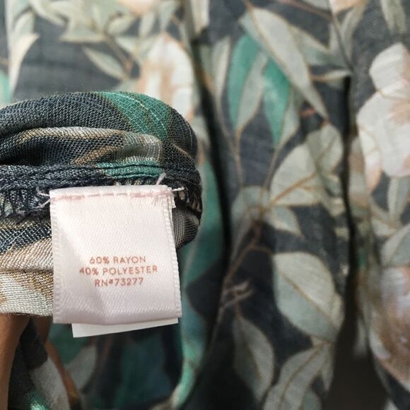 LAUREN CONRAD FLUTTER SLEEVE SPLIT BACK HI LOW BLOUSE TOP SMALL FLORAL FAIRY - Picture 11 of 13